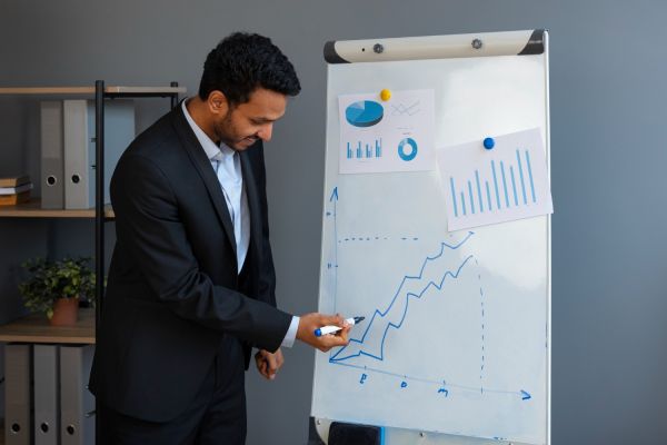 How Can UK Businesses Improve Their Marketing Strategies for 2024?